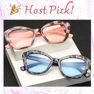 ๐ HP!!๐ Pink Tortoiseshell Sunglasses